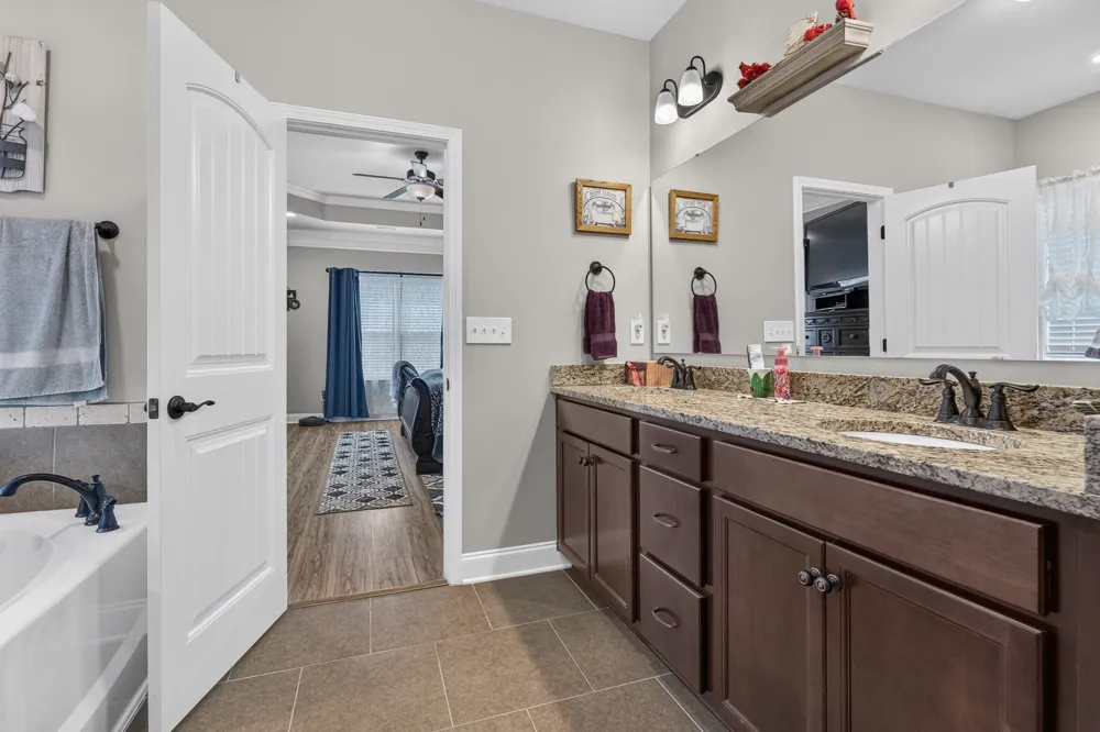 48 Hancock Branch Dr Fayetteville, TN 37334