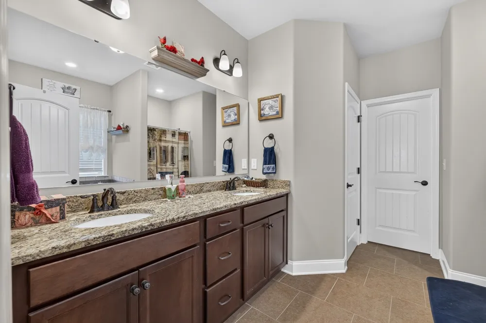 48 Hancock Branch Dr Fayetteville, TN 37334