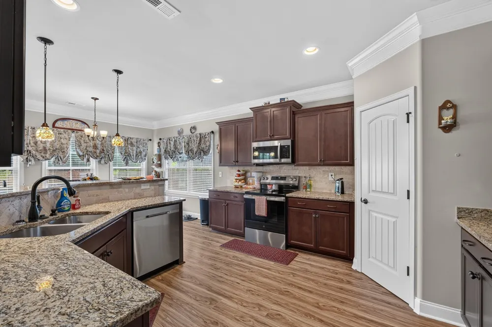 48 Hancock Branch Dr Fayetteville, TN 37334