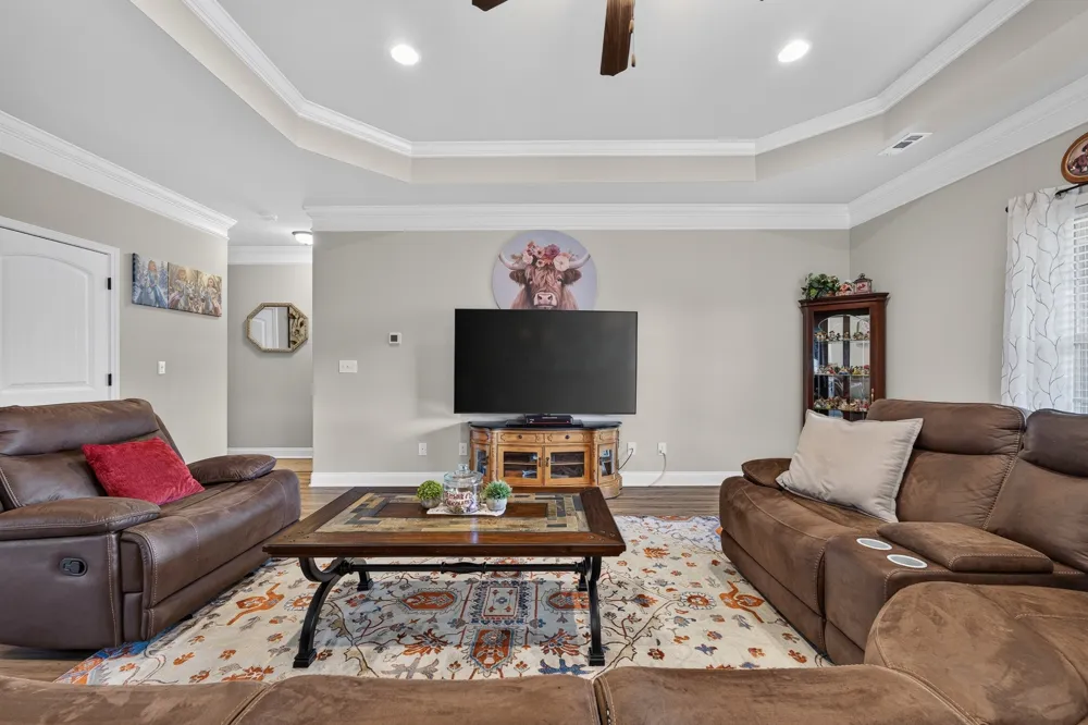 48 Hancock Branch Dr Fayetteville, TN 37334
