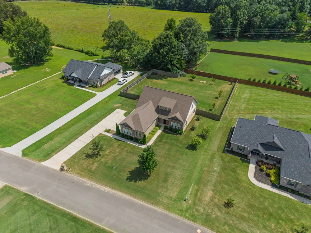 48 Hancock Branch Dr Fayetteville, TN 37334