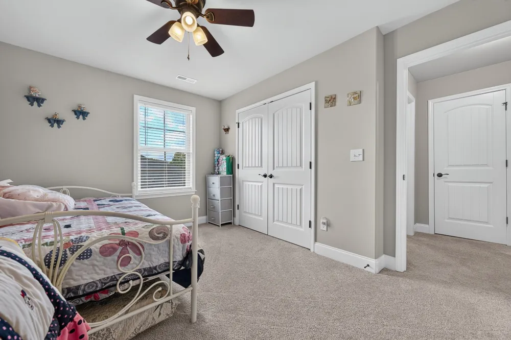 48 Hancock Branch Dr Fayetteville, TN 37334