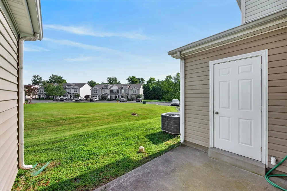 343 Sam Houston Circle Clarksville, TN 37040