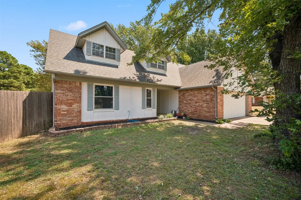24615 E Sisemore Street Broken Arrow, OK 74014