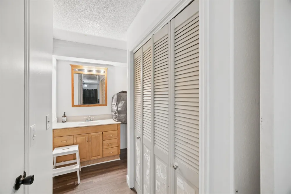 24615 E Sisemore Street Broken Arrow, OK 74014