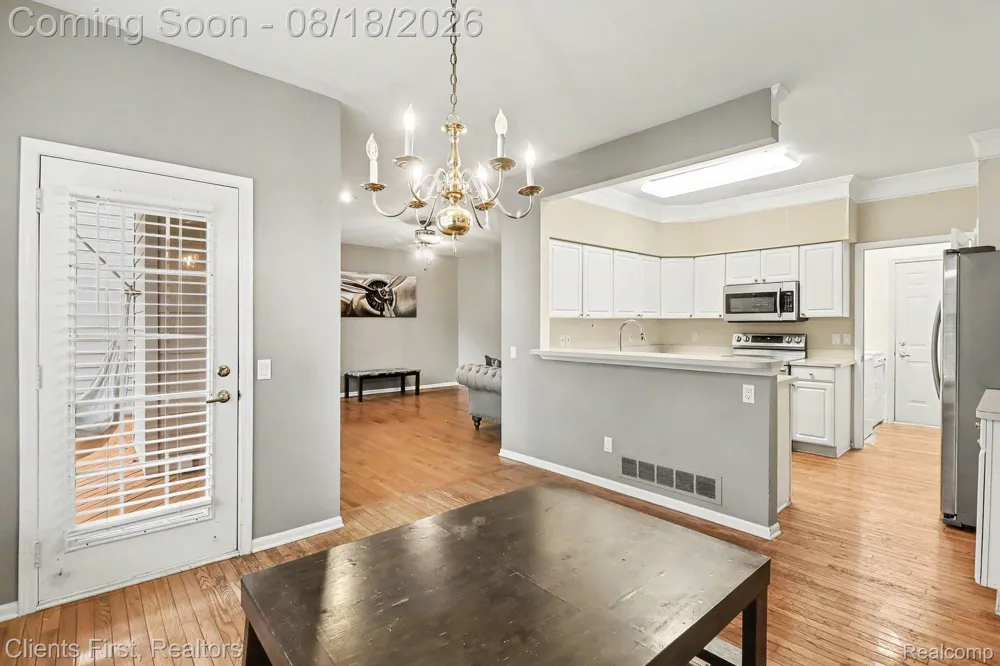 39489 Edgewater Drive Northville Township, MI 48168