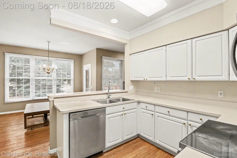 39489 Edgewater Drive Northville Township, MI 48168