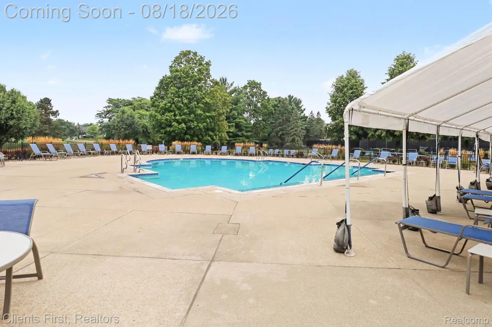39489 Edgewater Drive Northville Township, MI 48168