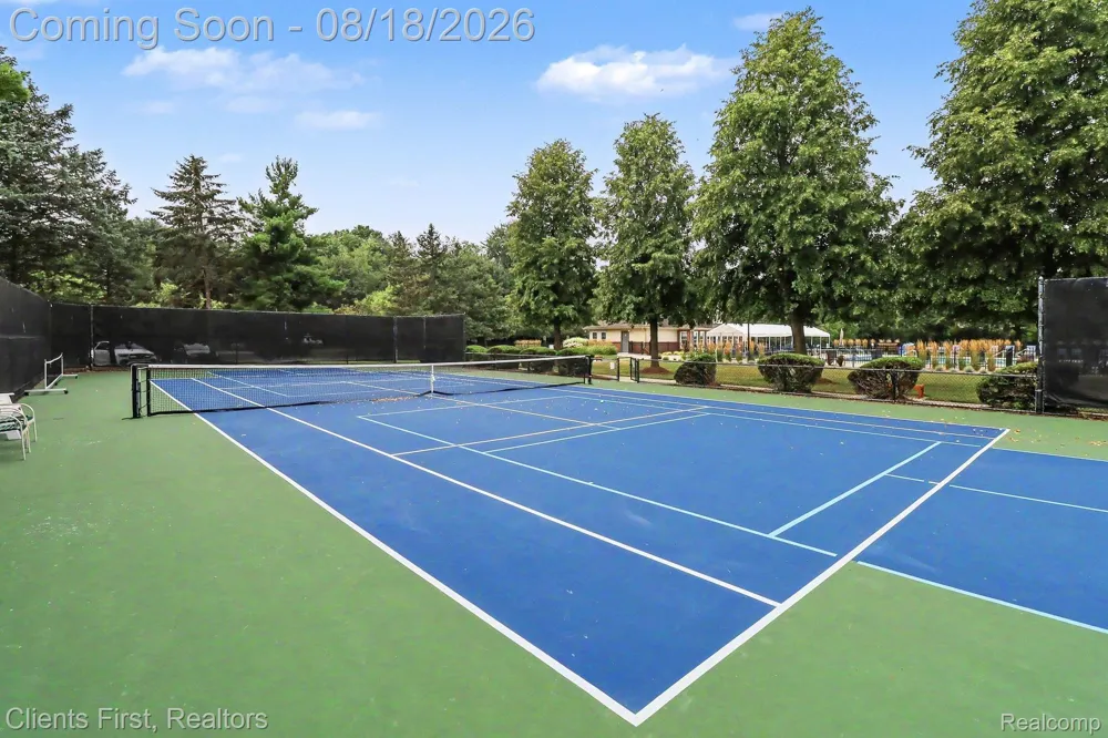 39489 Edgewater Drive Northville Township, MI 48168
