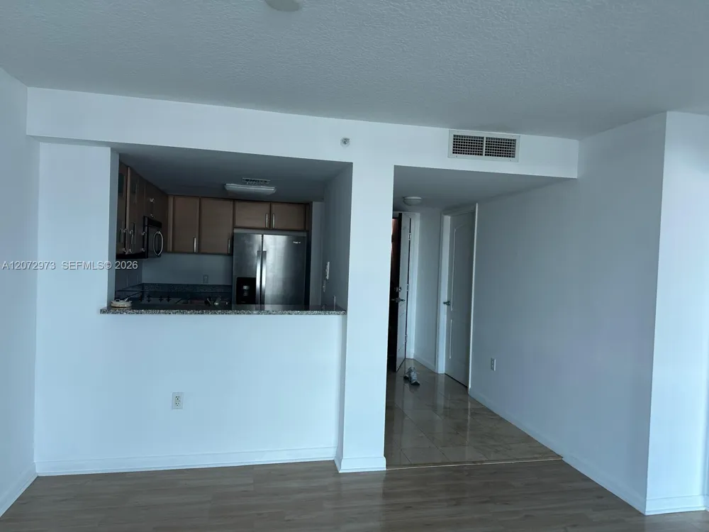 2101 Brickell Ave #1902 Miami, FL 33129