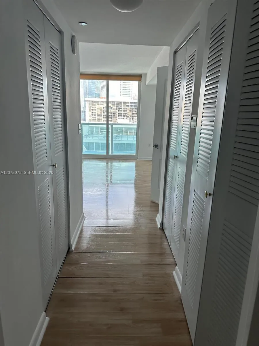 2101 Brickell Ave #1902 Miami, FL 33129