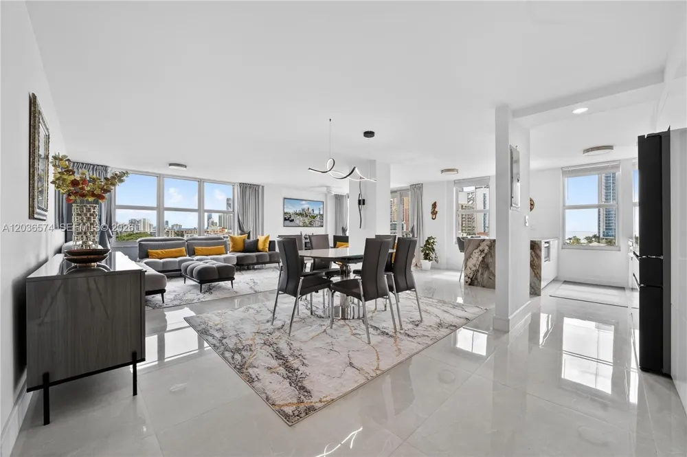 231 174th St #818 Sunny Isles Beach, FL 33160