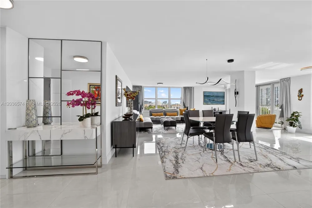 231 174th St #818 Sunny Isles Beach, FL 33160