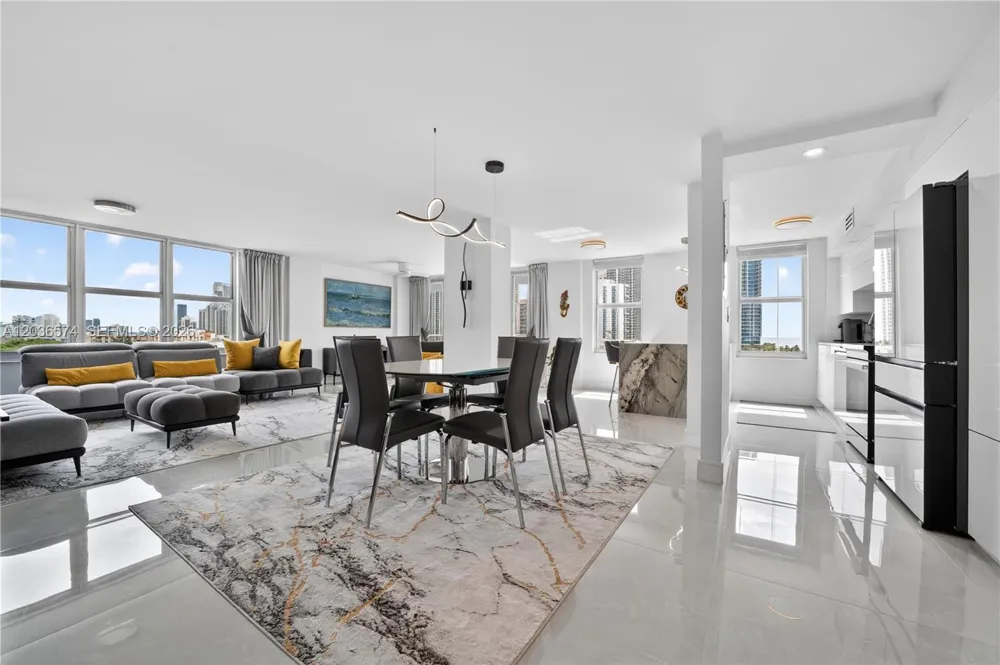 231 174th St #818 Sunny Isles Beach, FL 33160