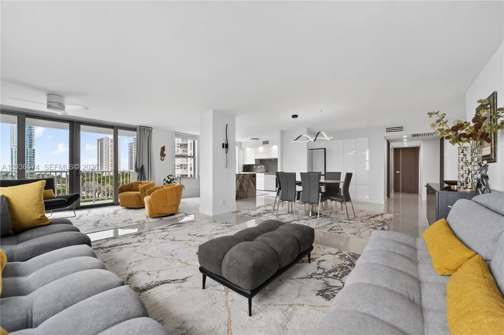 231 174th St #818 Sunny Isles Beach, FL 33160