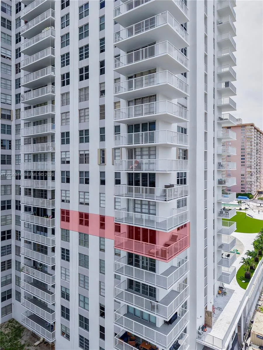 231 174th St #818 Sunny Isles Beach, FL 33160