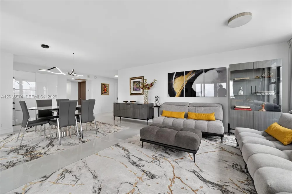 231 174th St #818 Sunny Isles Beach, FL 33160