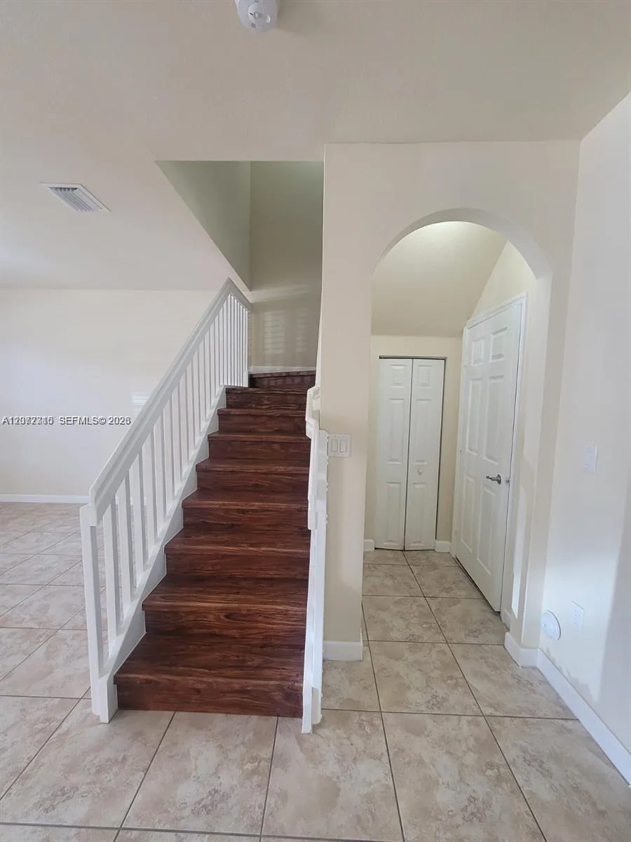 8935 W 35th Ln #8935 Hialeah, FL 33018