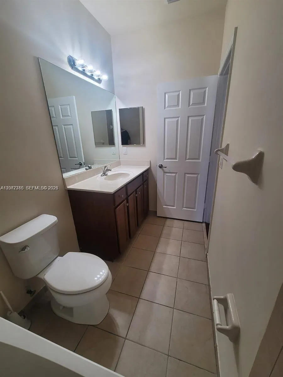 8935 W 35th Ln #8935 Hialeah, FL 33018
