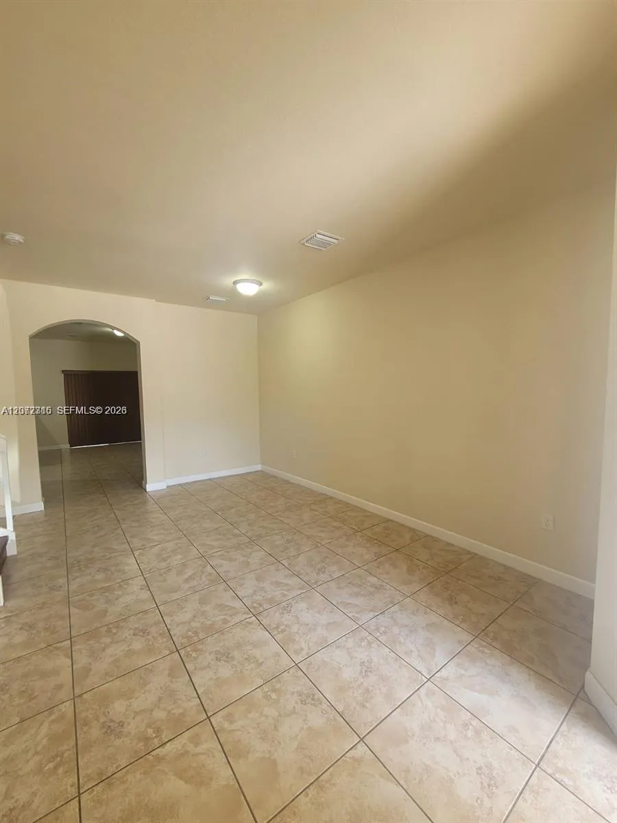 8935 W 35th Ln #8935 Hialeah, FL 33018