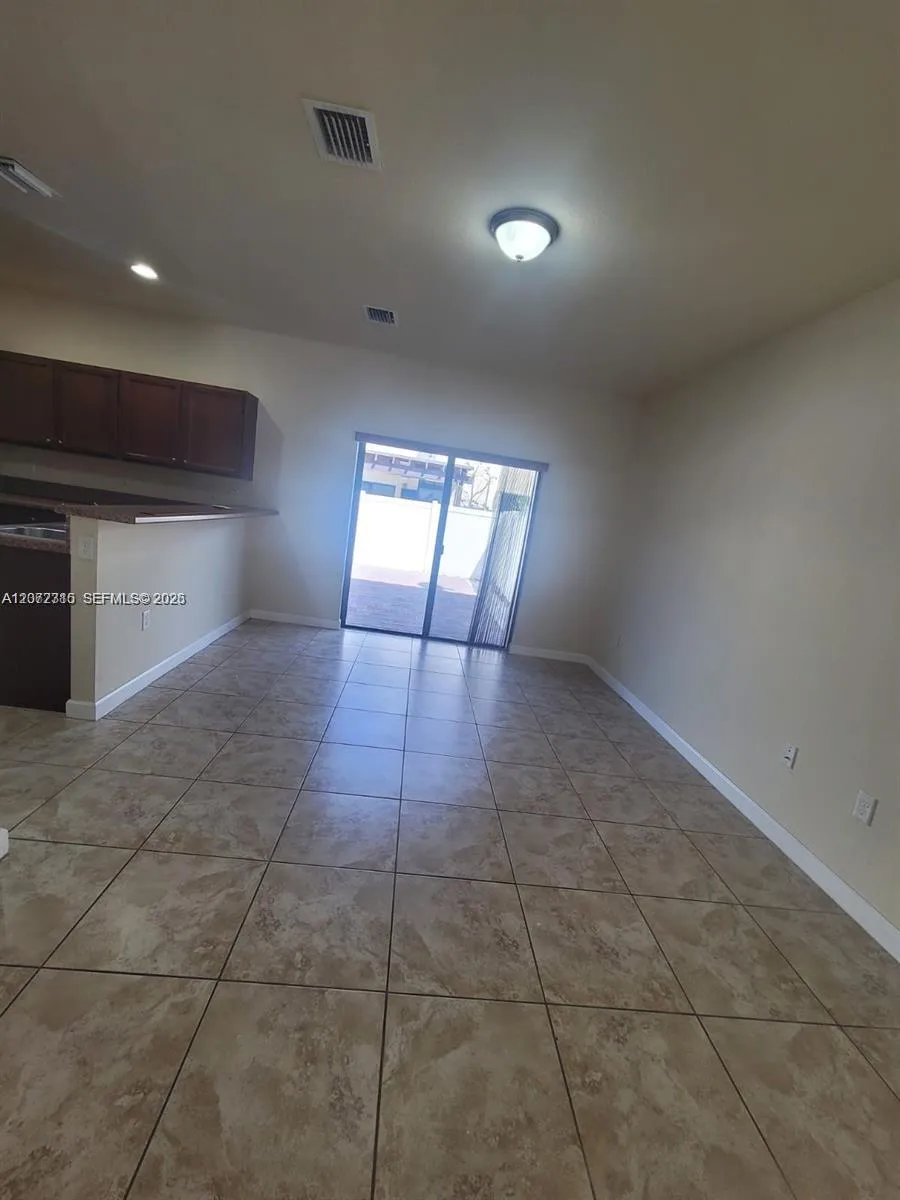8935 W 35th Ln #8935 Hialeah, FL 33018