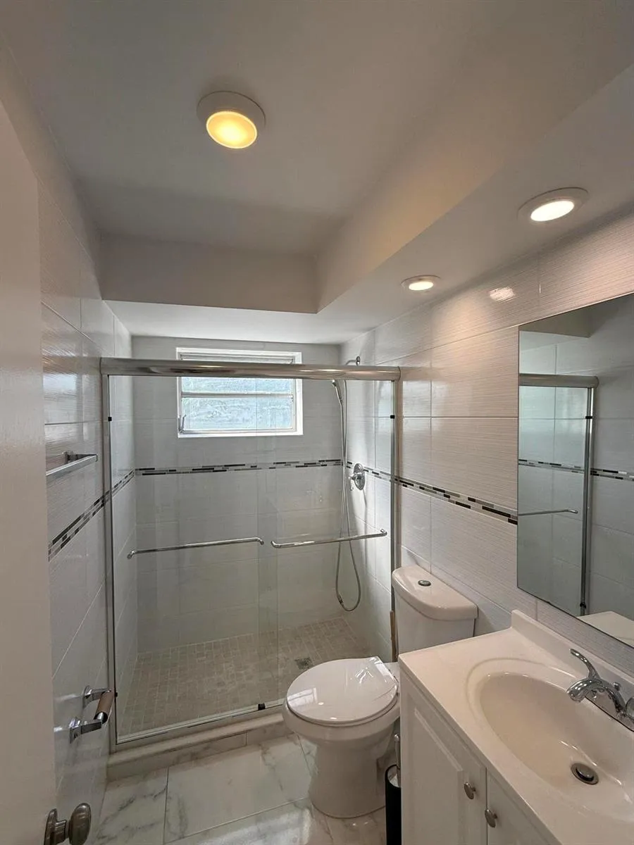 2861 NW 47TH TERRACE #201A Lauderdale Lakes, FL 33313