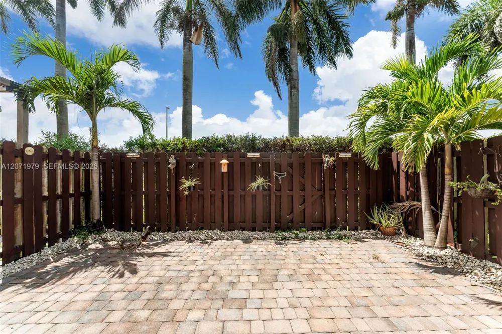 11472 SW 254th St Homestead, FL 33032