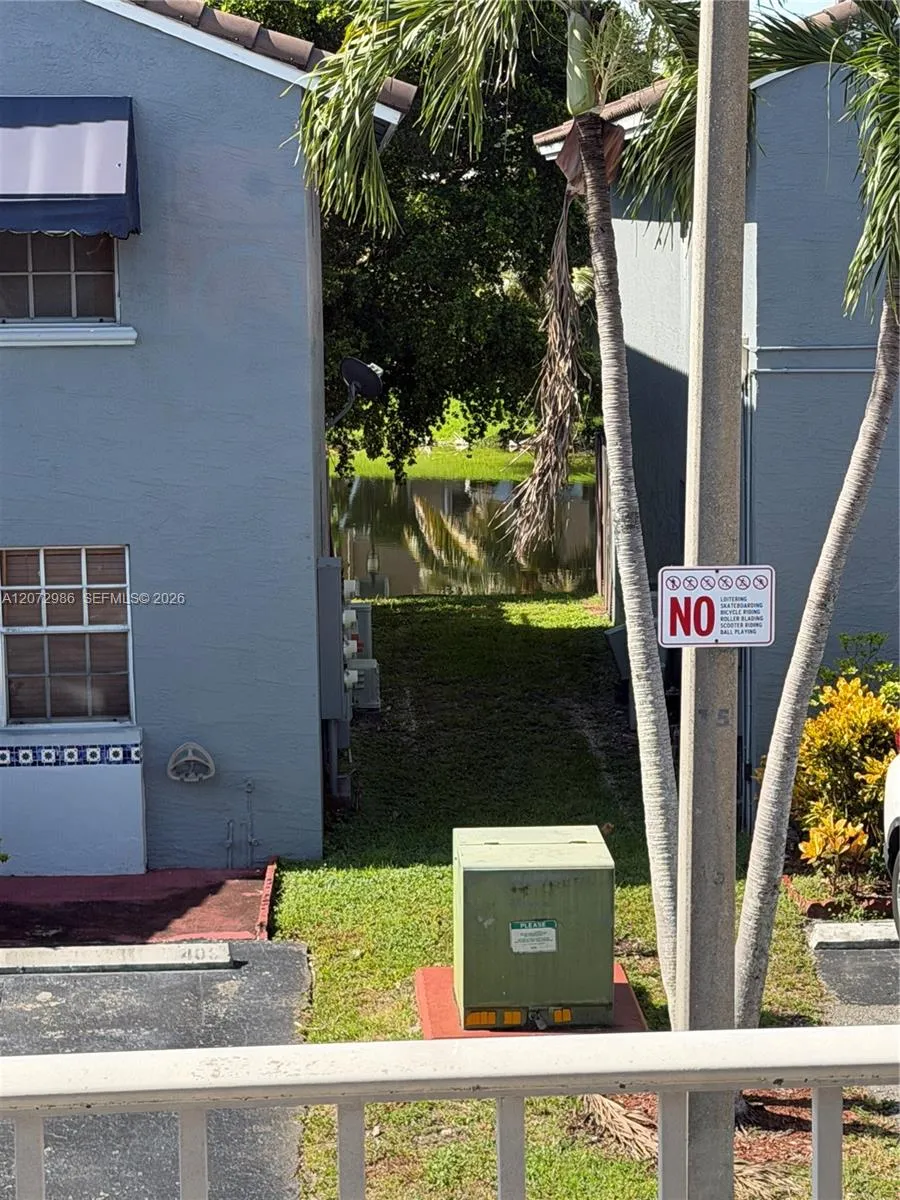 7040 NW 173rd Dr #1706 Hialeah, FL 33015