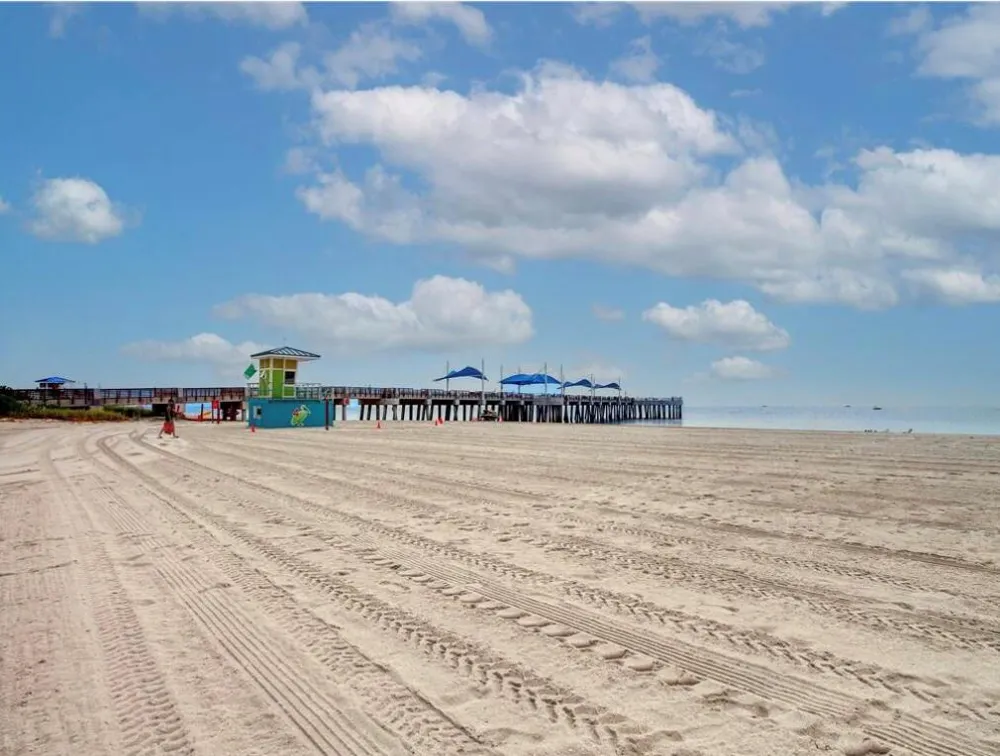 413 S Ocean Boulevard #4 Pompano Beach, FL 33062