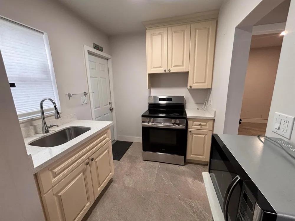 413 S Ocean Boulevard #4 Pompano Beach, FL 33062
