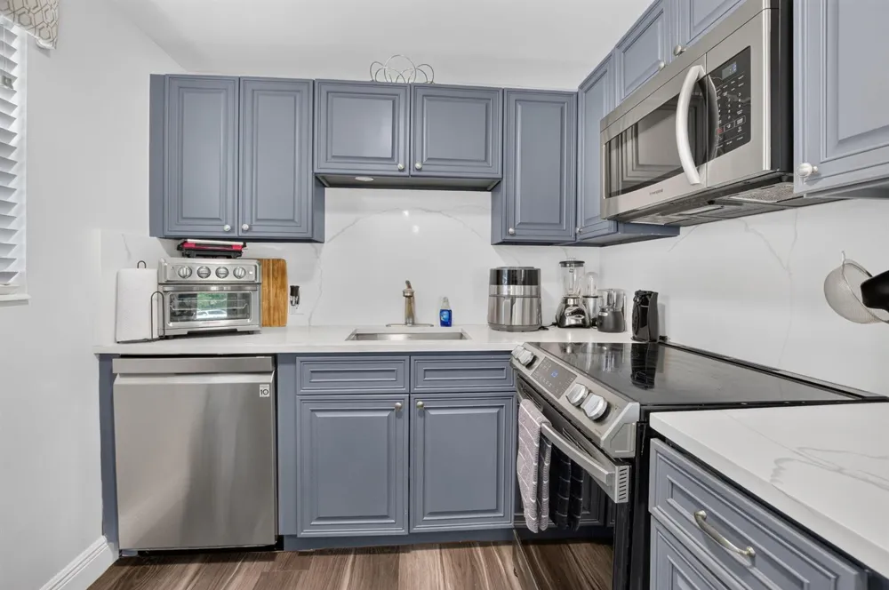463 MANSFIELD L Boca Raton, FL 33434