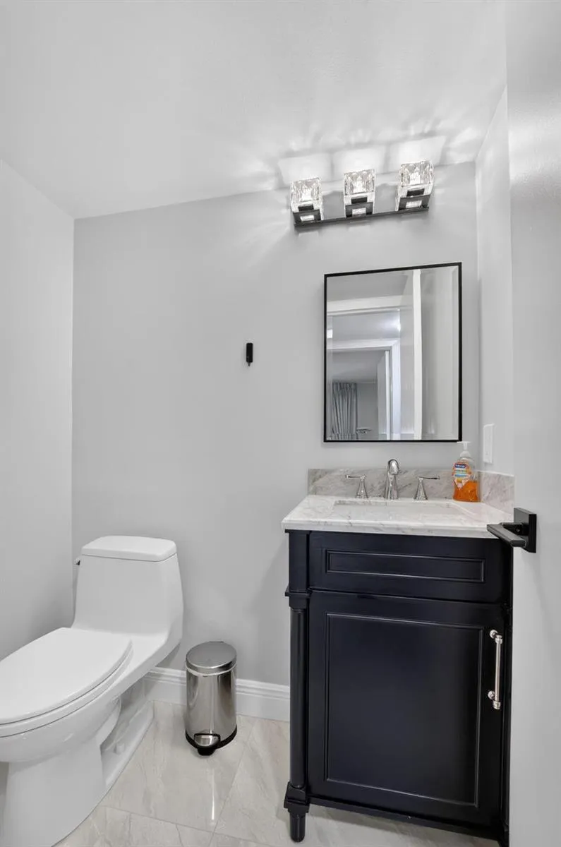 463 MANSFIELD L Boca Raton, FL 33434