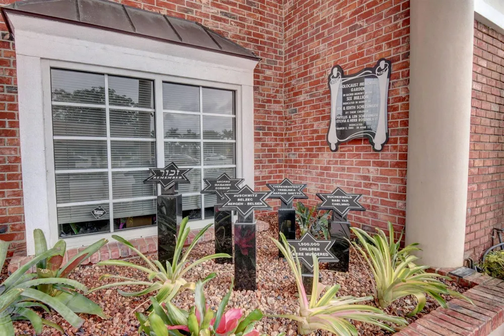 463 MANSFIELD L Boca Raton, FL 33434
