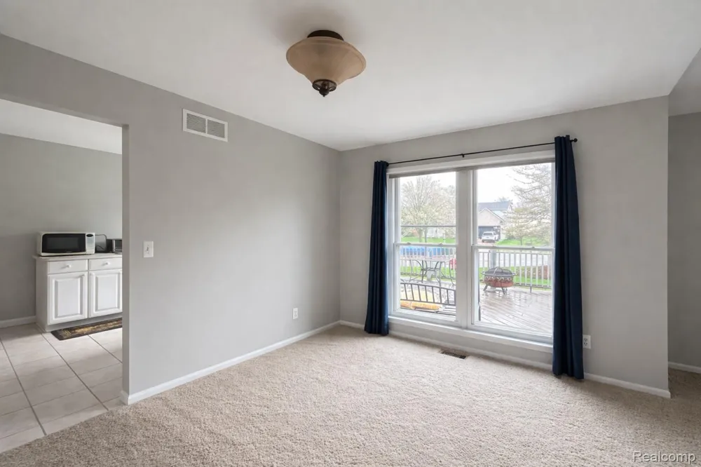 1770 Dogwood Trail Commerce Charter Township, MI 48390