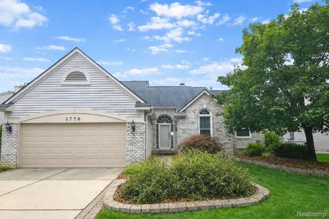 1770 Dogwood Trail
