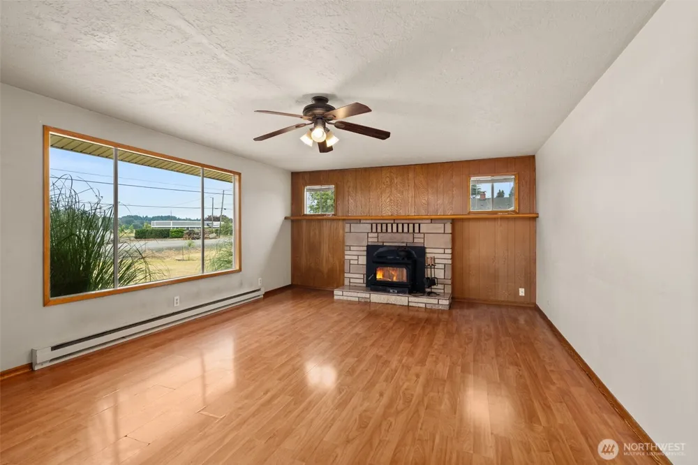 1579 Bishop Road Chehalis, WA 98532