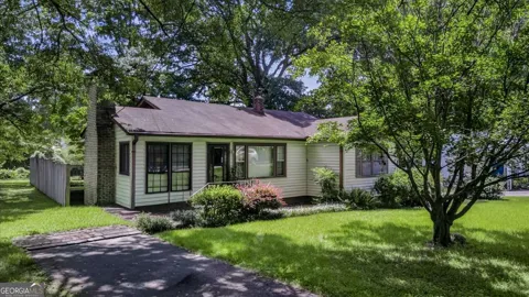 242 Oak Ridge DR SE