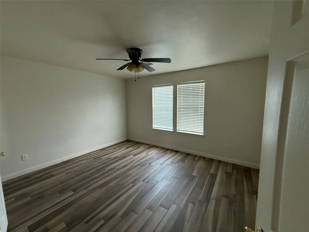 2724 Avenue D #7 San Leon, TX 77539