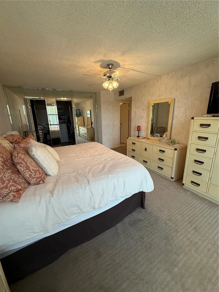 1000 Parkview Dr #407 Hallandale Beach, FL 33009