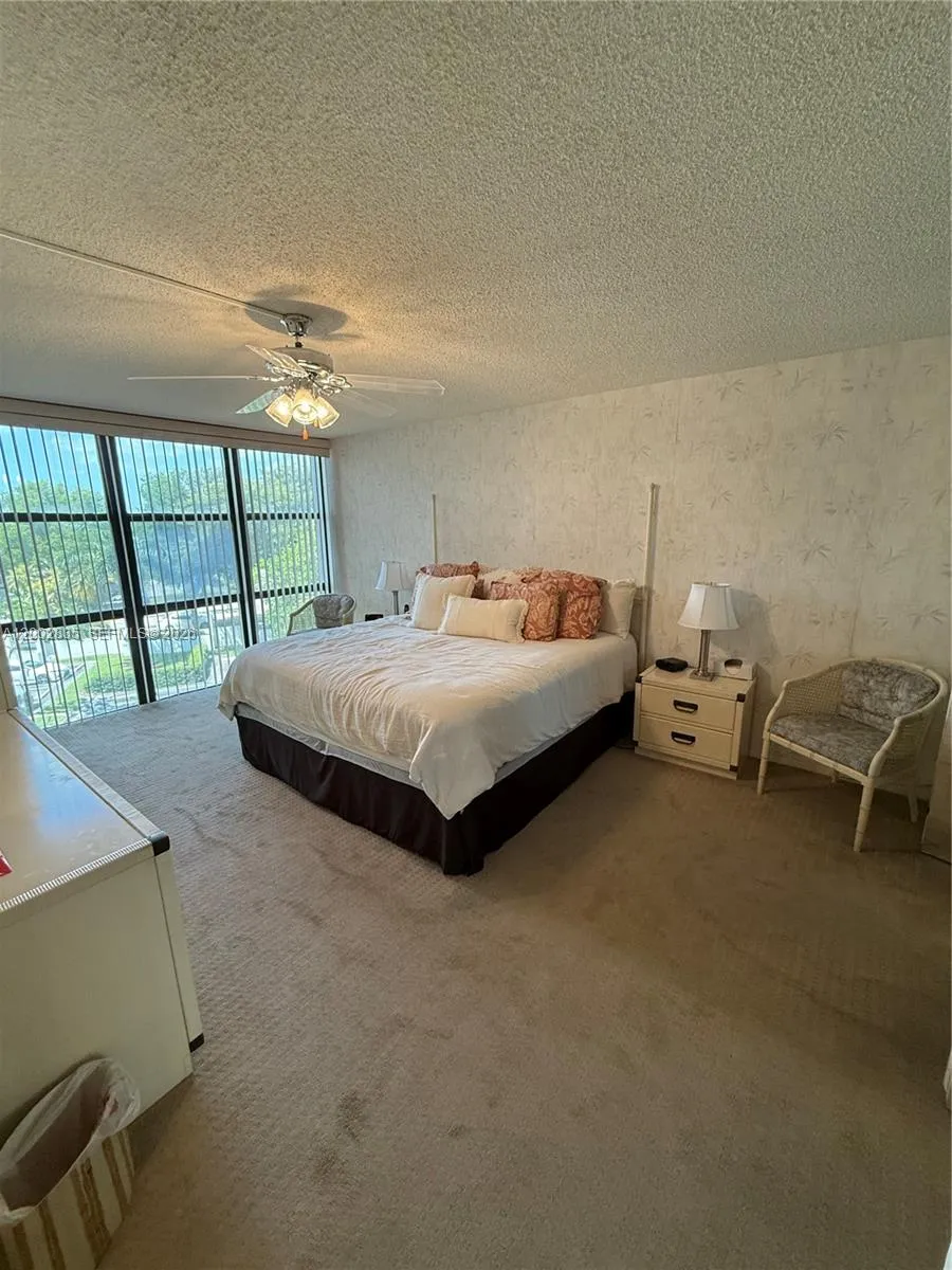 1000 Parkview Dr #407 Hallandale Beach, FL 33009
