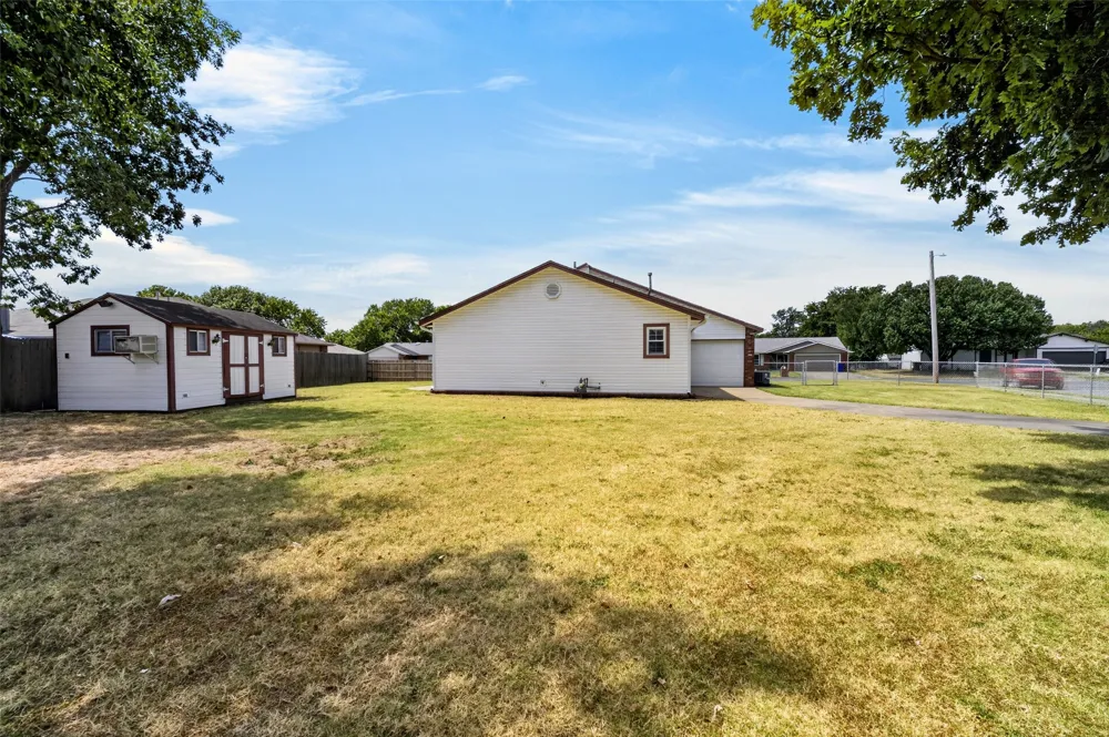8221 122nd East Avenue Owasso, OK 74055