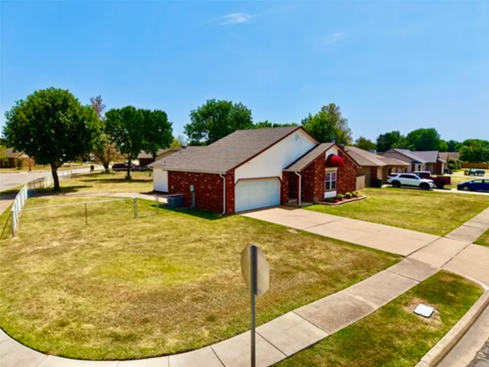 8221 122nd East Avenue Owasso, OK 74055