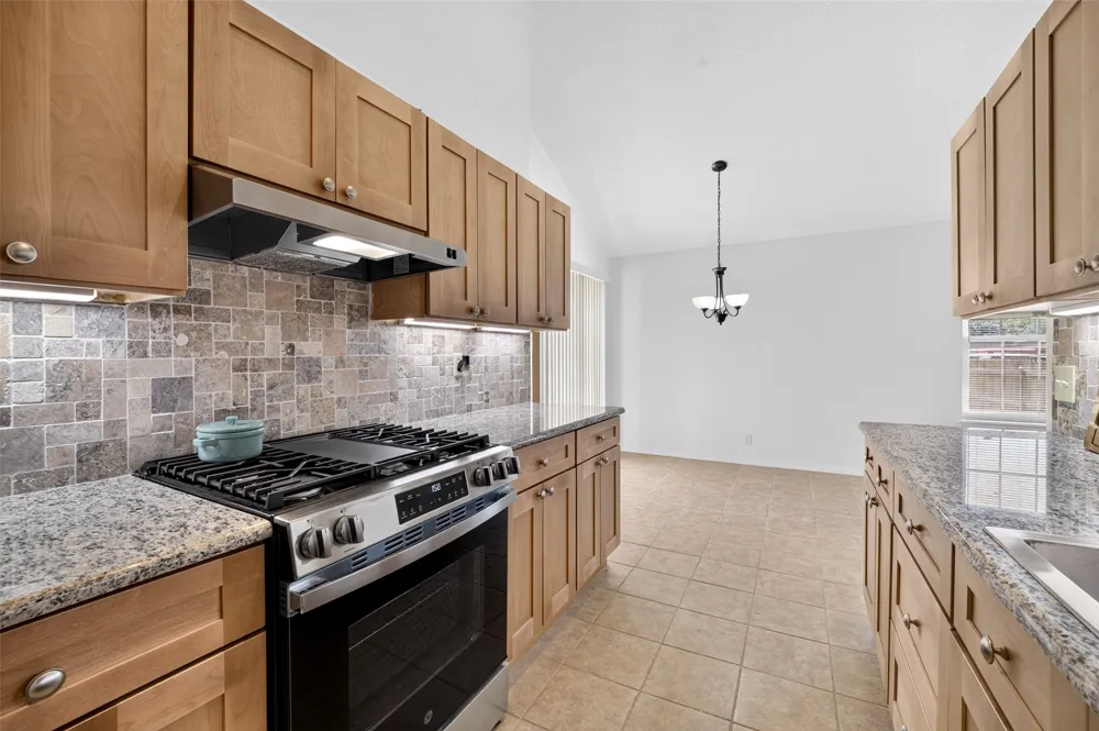 8221 122nd East Avenue Owasso, OK 74055