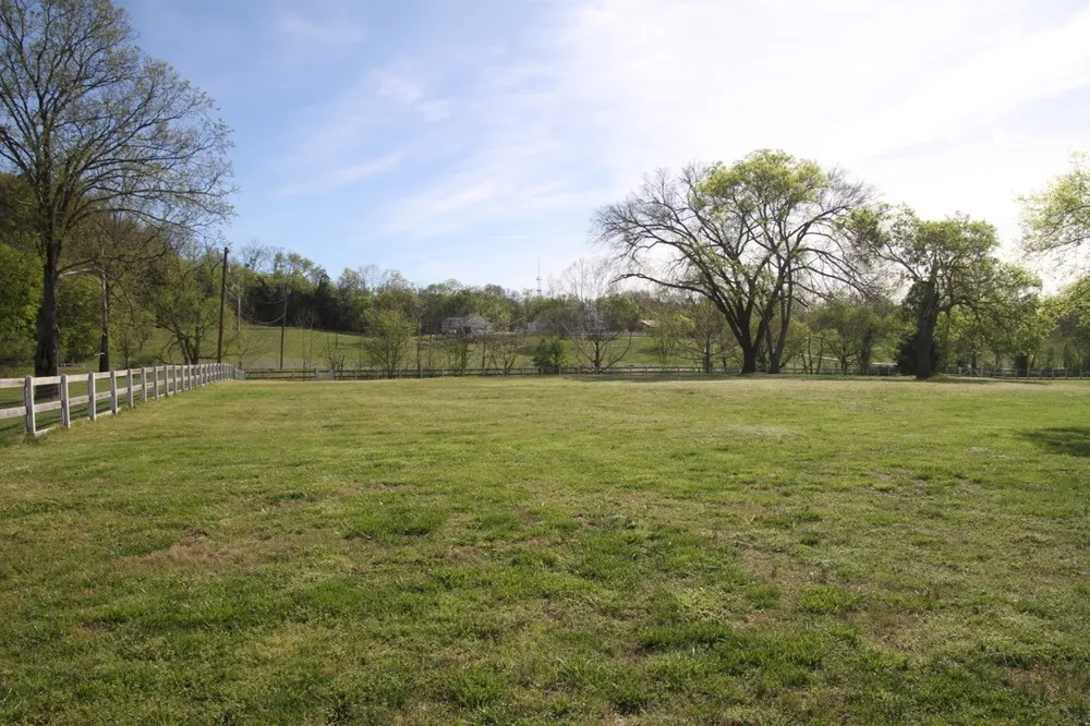 7991 Old Springfield Pike Goodlettsville, TN 37072