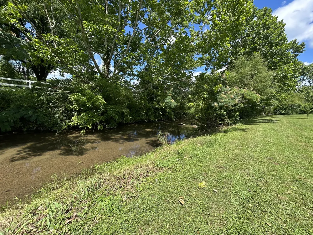 7991 Old Springfield Pike Goodlettsville, TN 37072