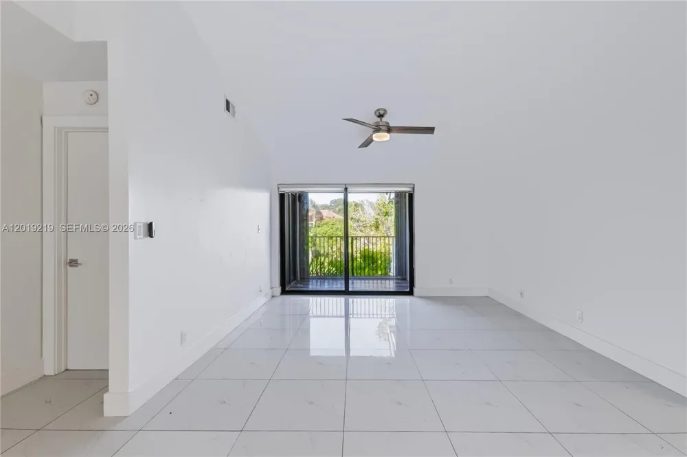 10121 W Sunrise Blvd #301 Plantation, FL 33322