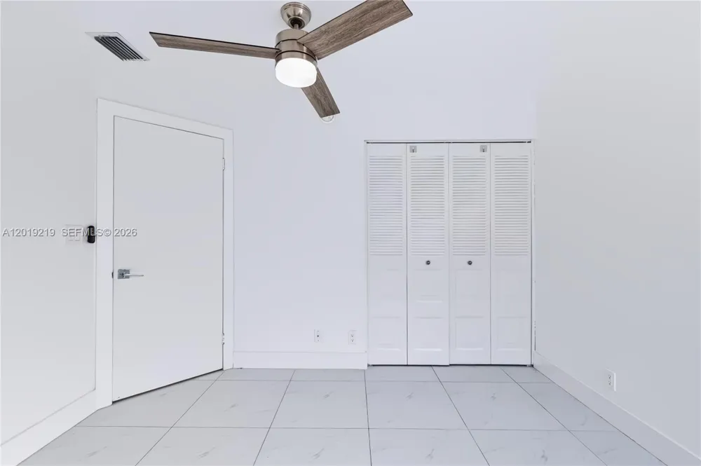 10121 W Sunrise Blvd #301 Plantation, FL 33322