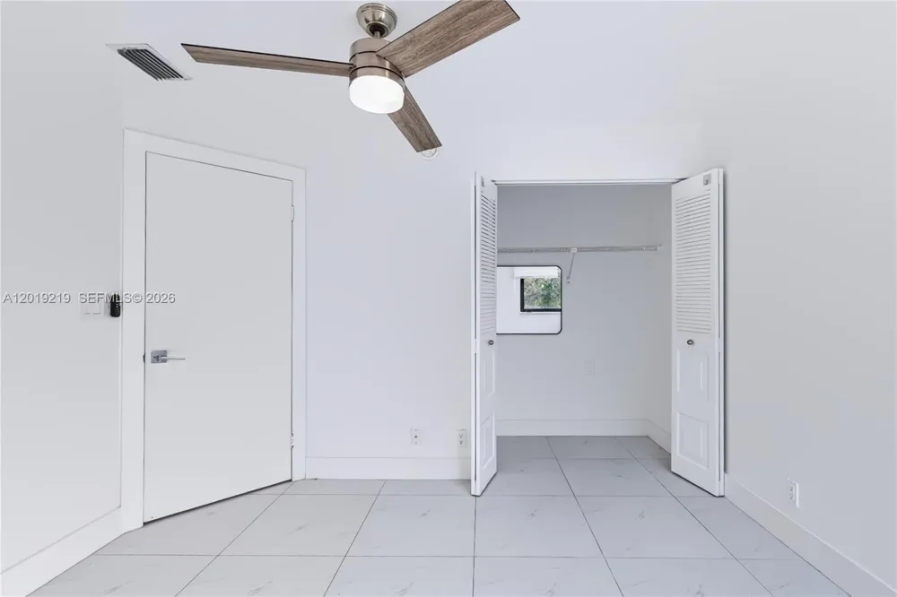 10121 W Sunrise Blvd #301 Plantation, FL 33322