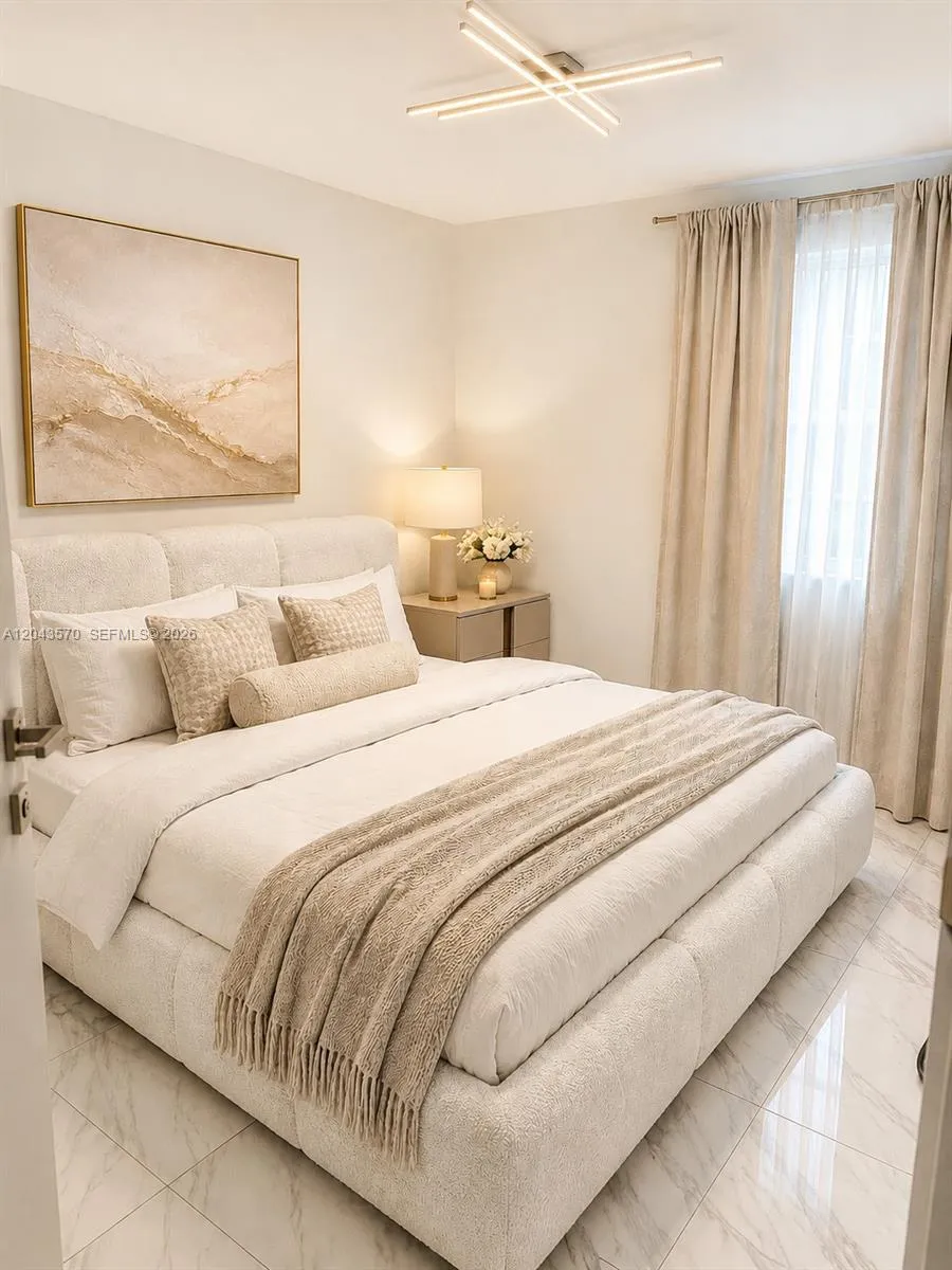 85 Gables Blvd Weston, FL 33326