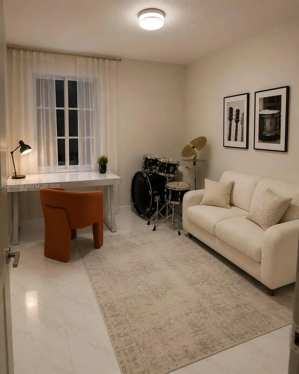 85 Gables Blvd Weston, FL 33326
